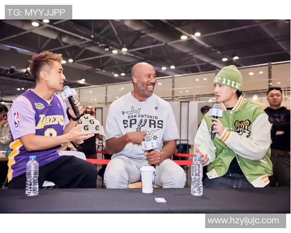 篮球与足球明星跨界交流盛会精彩瞬间回顾